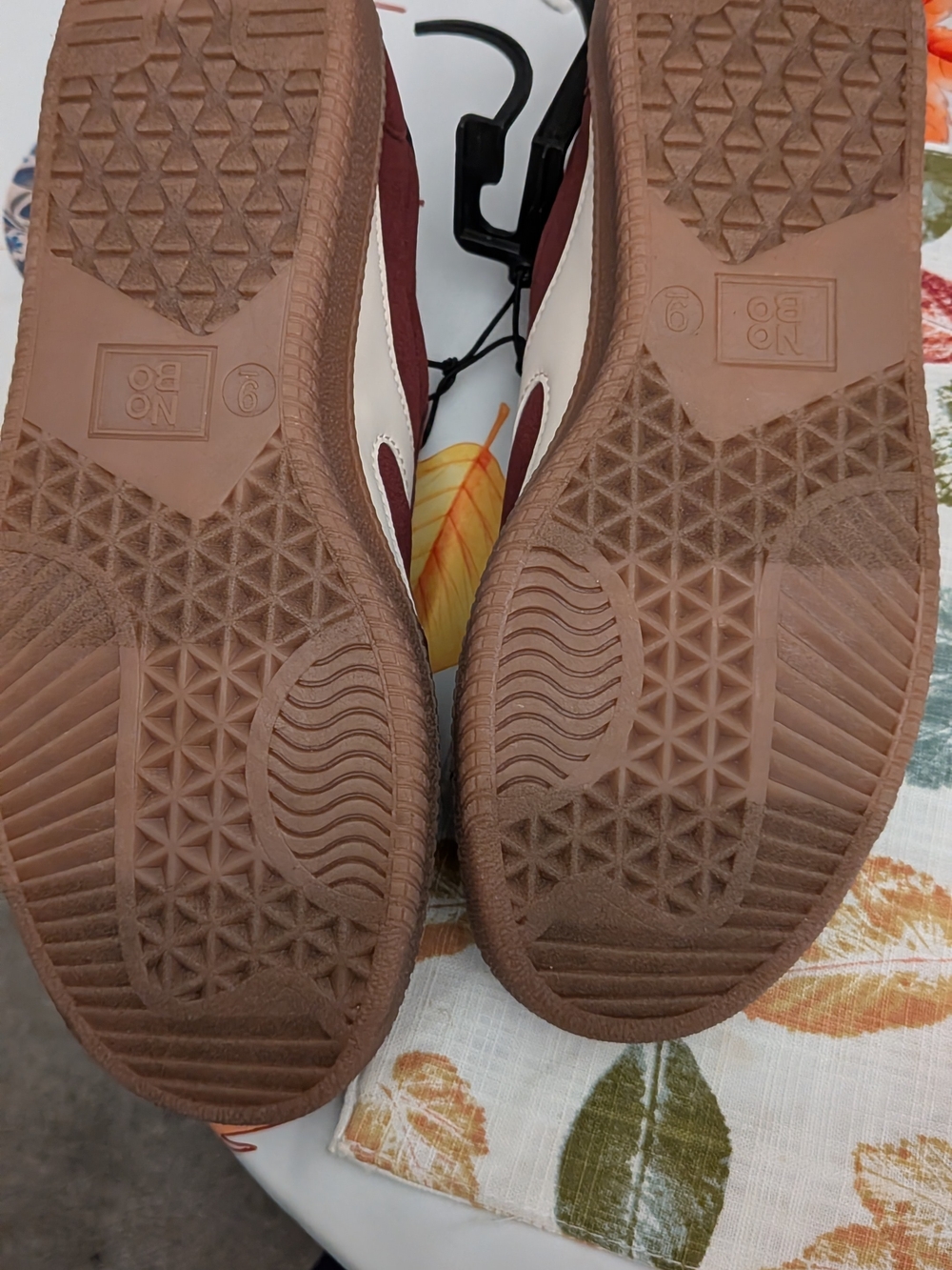 No Boundaries Burgundy Women's Athletic Sneakers - Picture 3 of 3